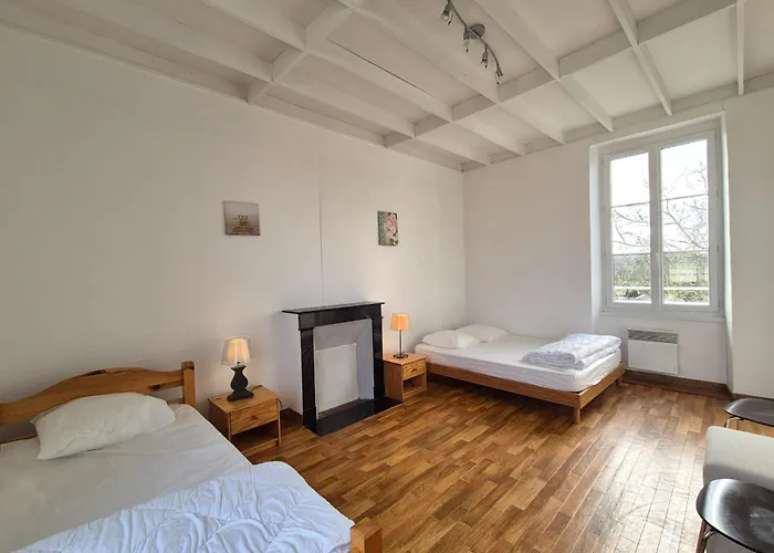 F3 House With Garden In Dom wakacyjny *